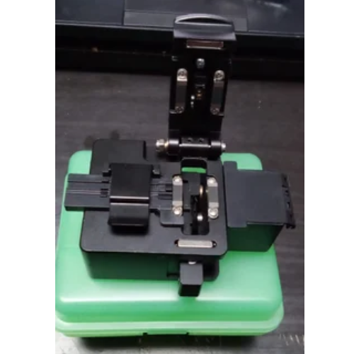 Optical Fiber Cleaver - Image 3