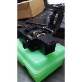 Optical Fiber Cleaver